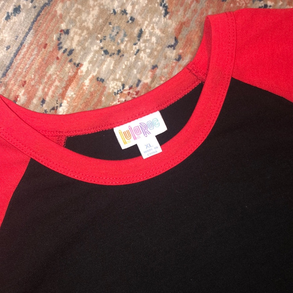 Lula Roe Randy tee Size XL - Picture 2 of 2